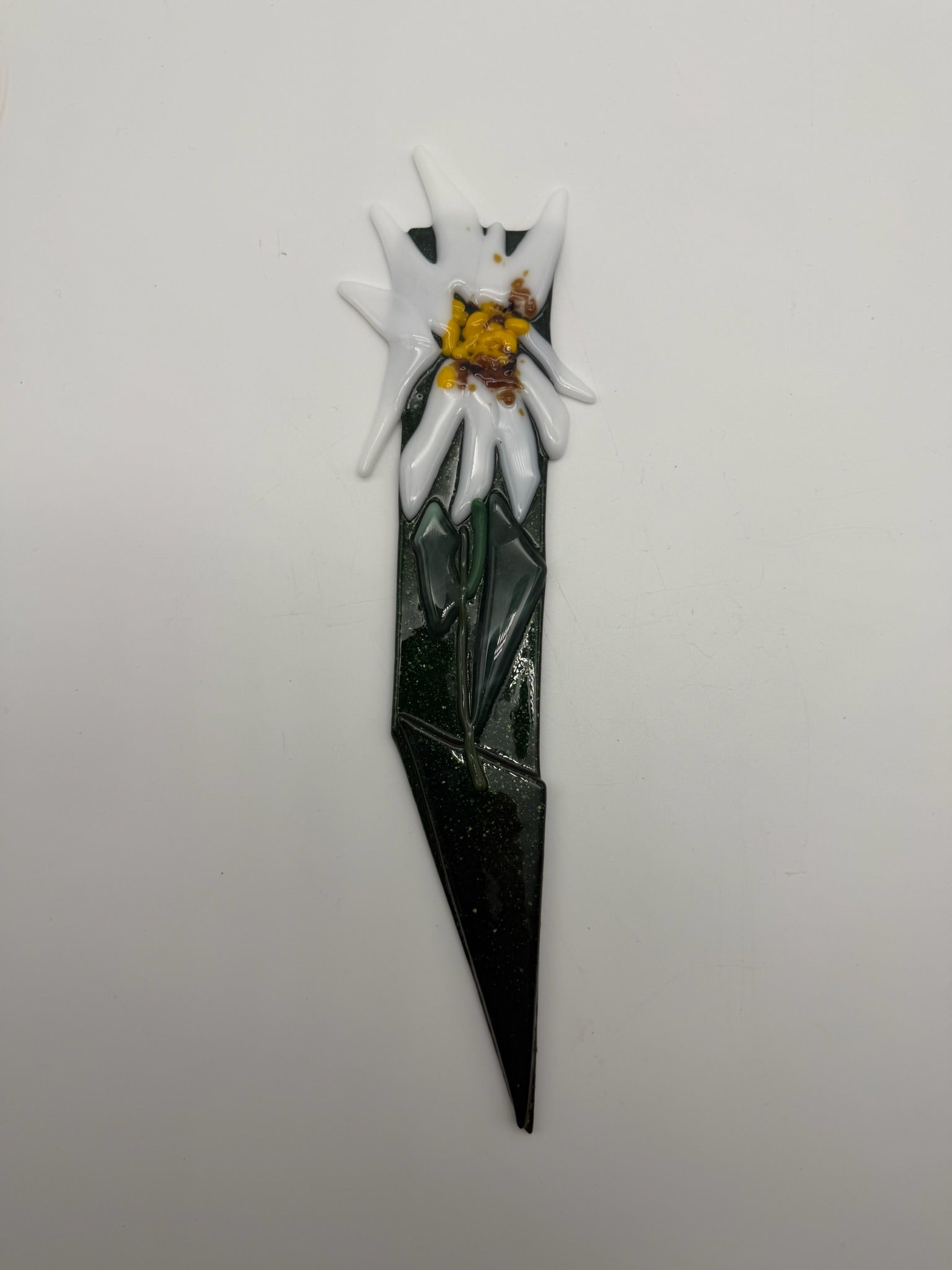 White Daisy on Green Dichroic plant stake