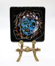 Load image into Gallery viewer, Bird Egg Nest on Dark Black Glass
