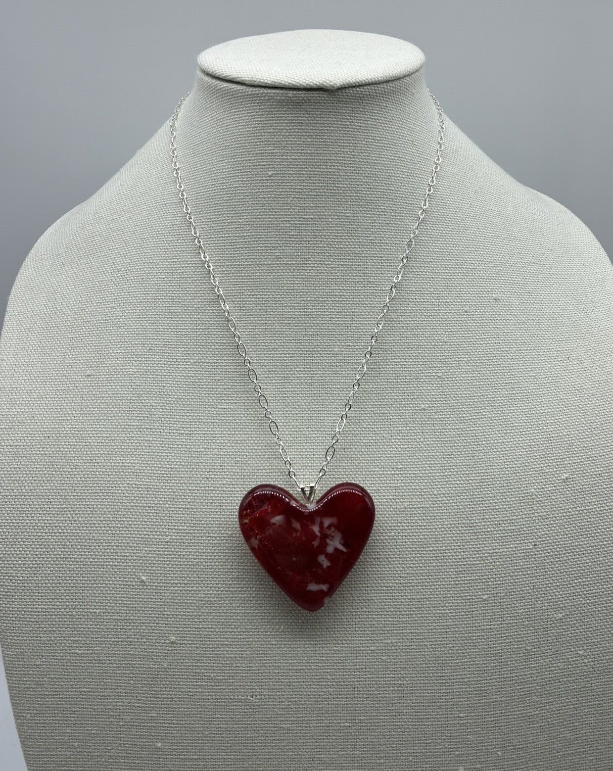 Jewelry -medium Round multicolored with heart pendant necklace