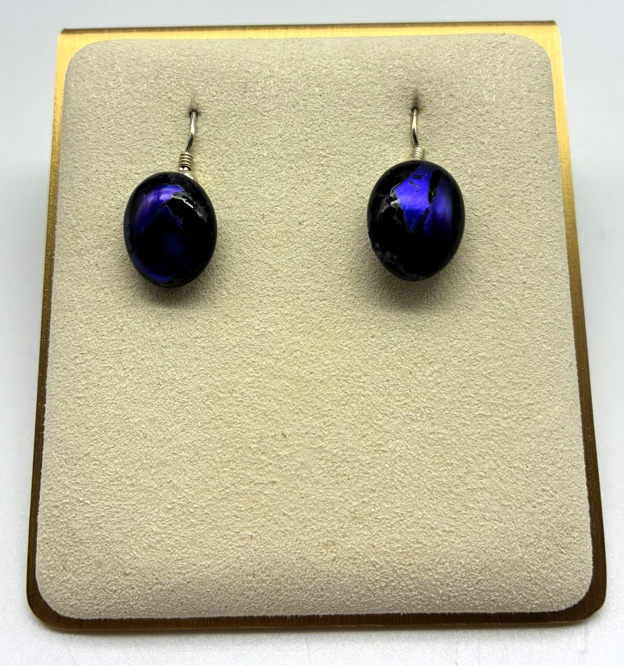 Jewelry - medium dark purple glass on silver back drop pierced earrings