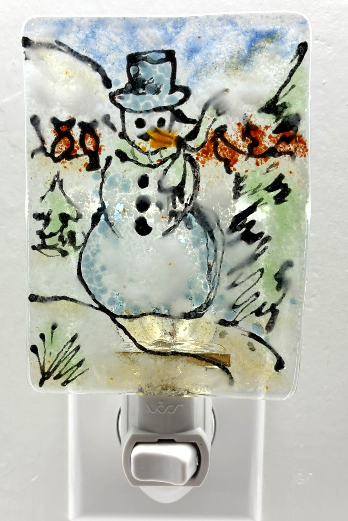 Snowman with cardinals Light