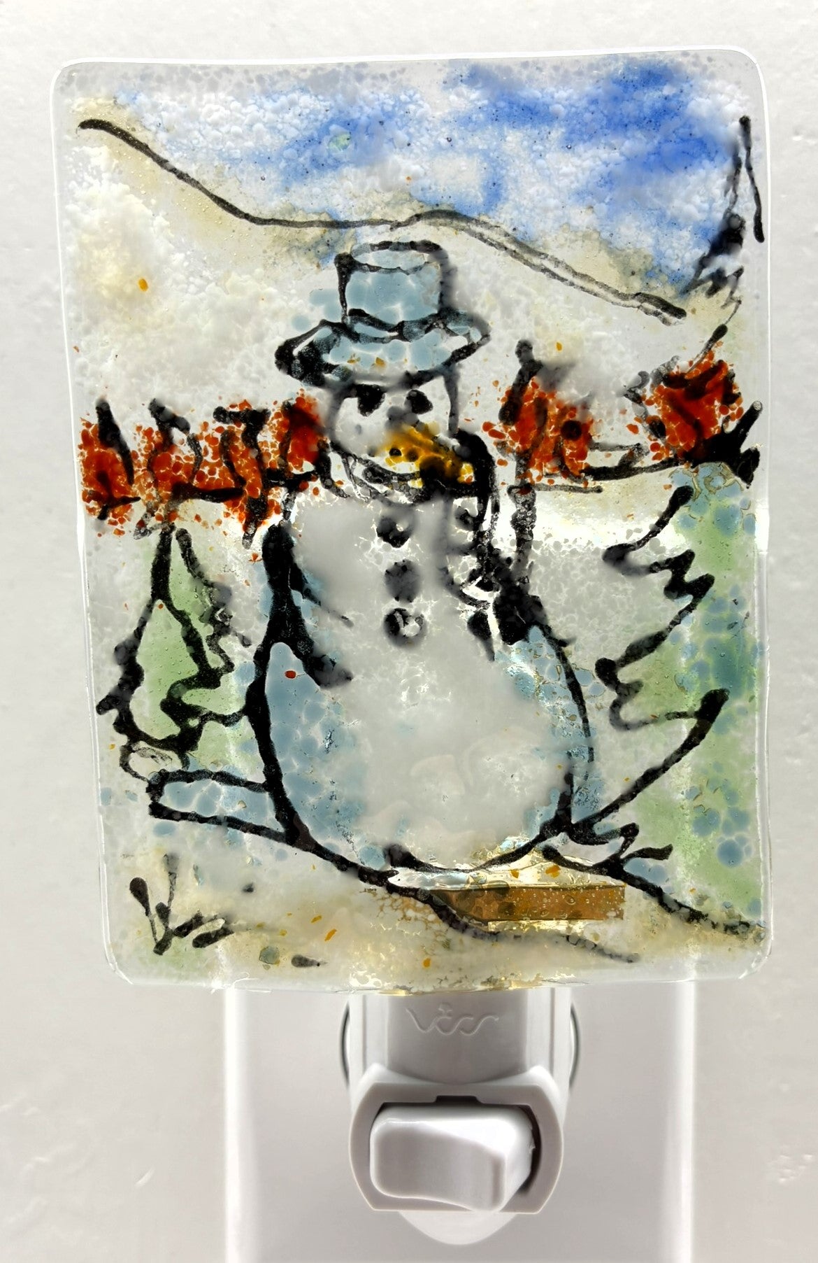Snowman with cardinals Light